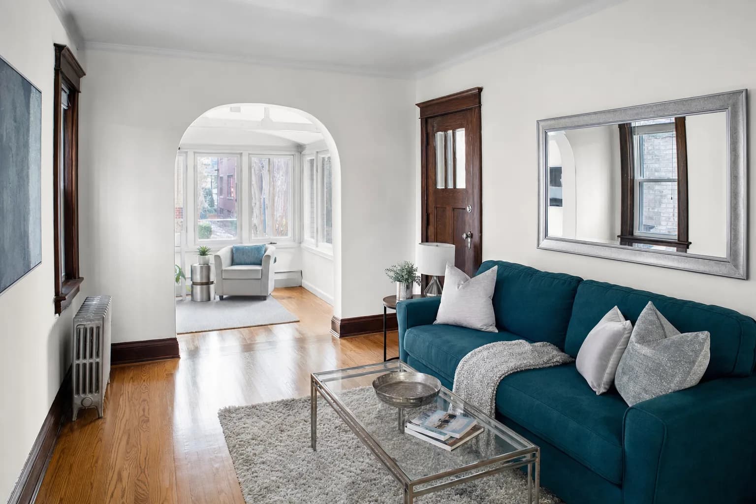 A Elmwood Park home after a visit from AR Cleaning